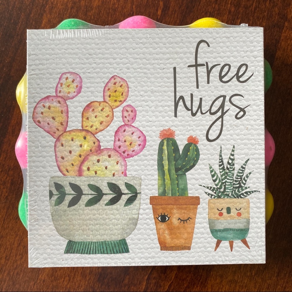wall decor canvas print Free hugs Pom Pom frame